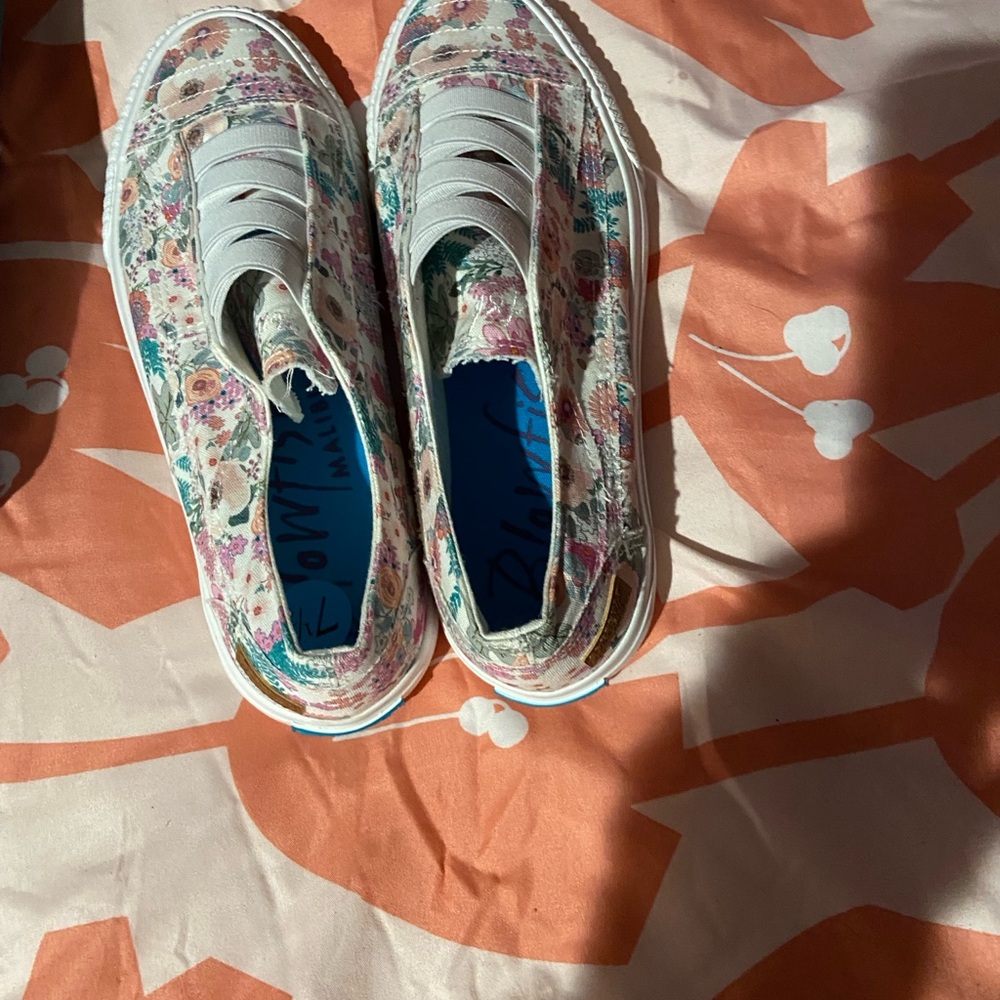 Floral Canvas Women's Sneakers
